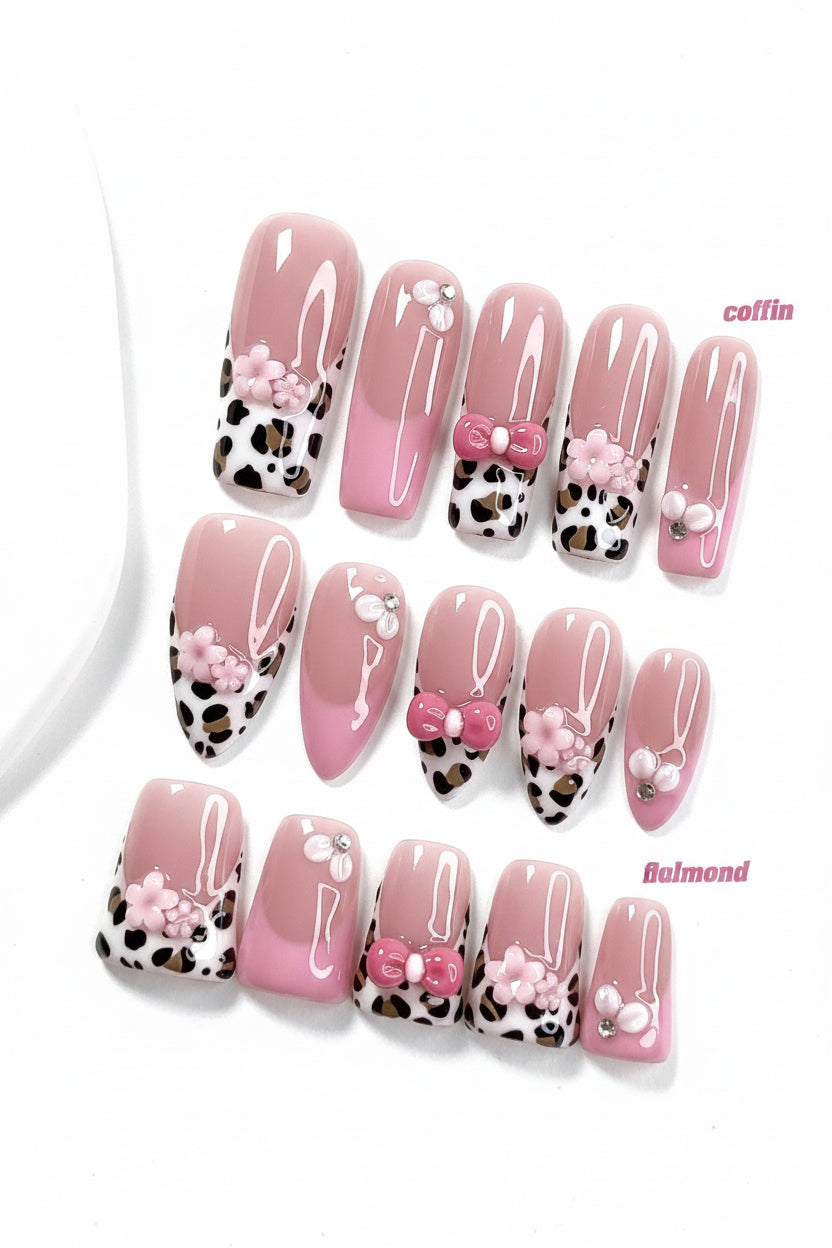 💅🏽 Pink Leopard Floral finger Nail Set