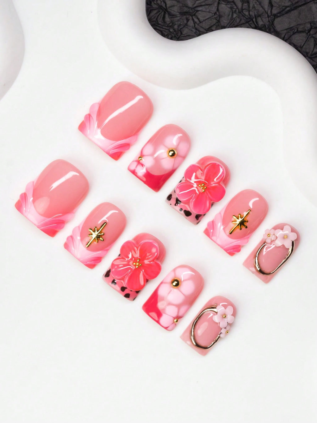 💅🏽 Cute Pink Floral hand Nail Set