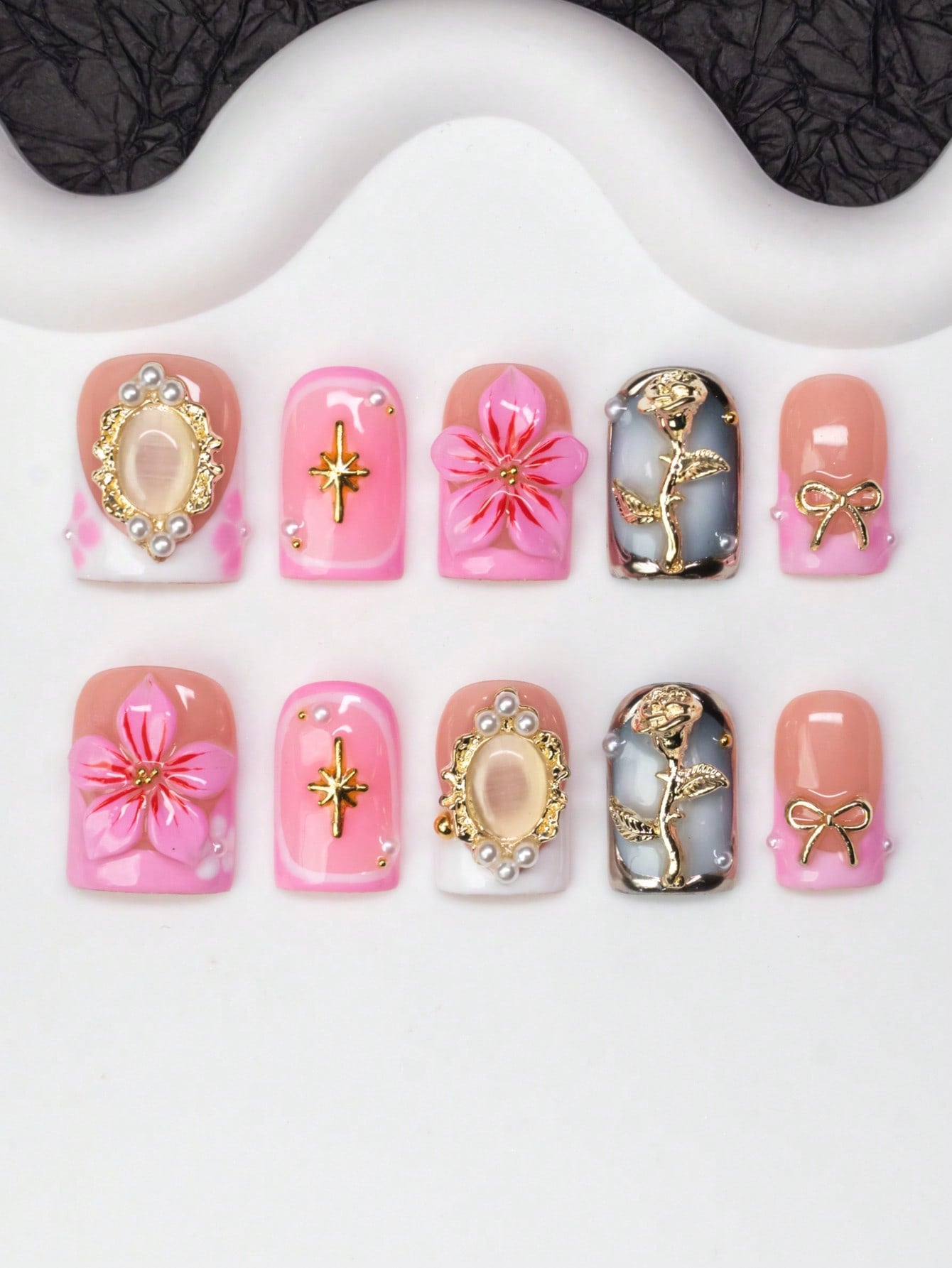 💅🏽 Pink Luxury Floral finger Nail Set