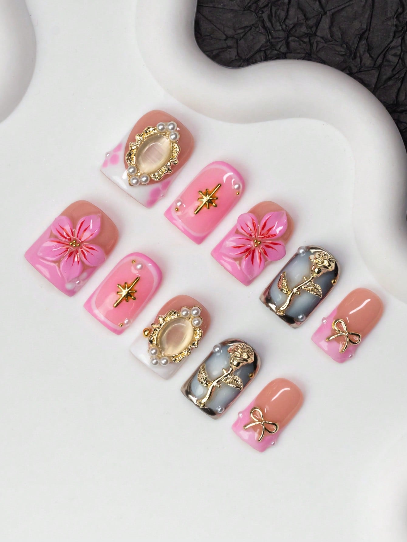 💅🏽 Pink Luxury Floral finger Nail Set
